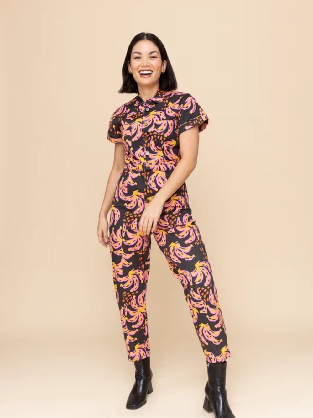 Floral Print Short-Sleeve Jumpsuit in Pink & Black